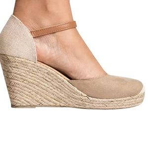Kanna Wedges